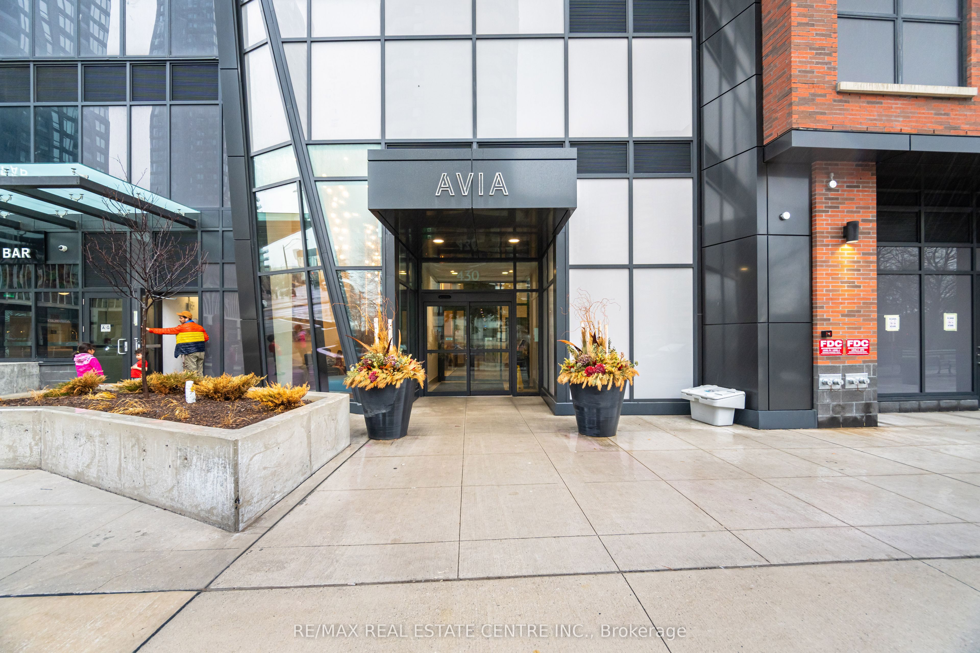 430 Square One Drive 4905
