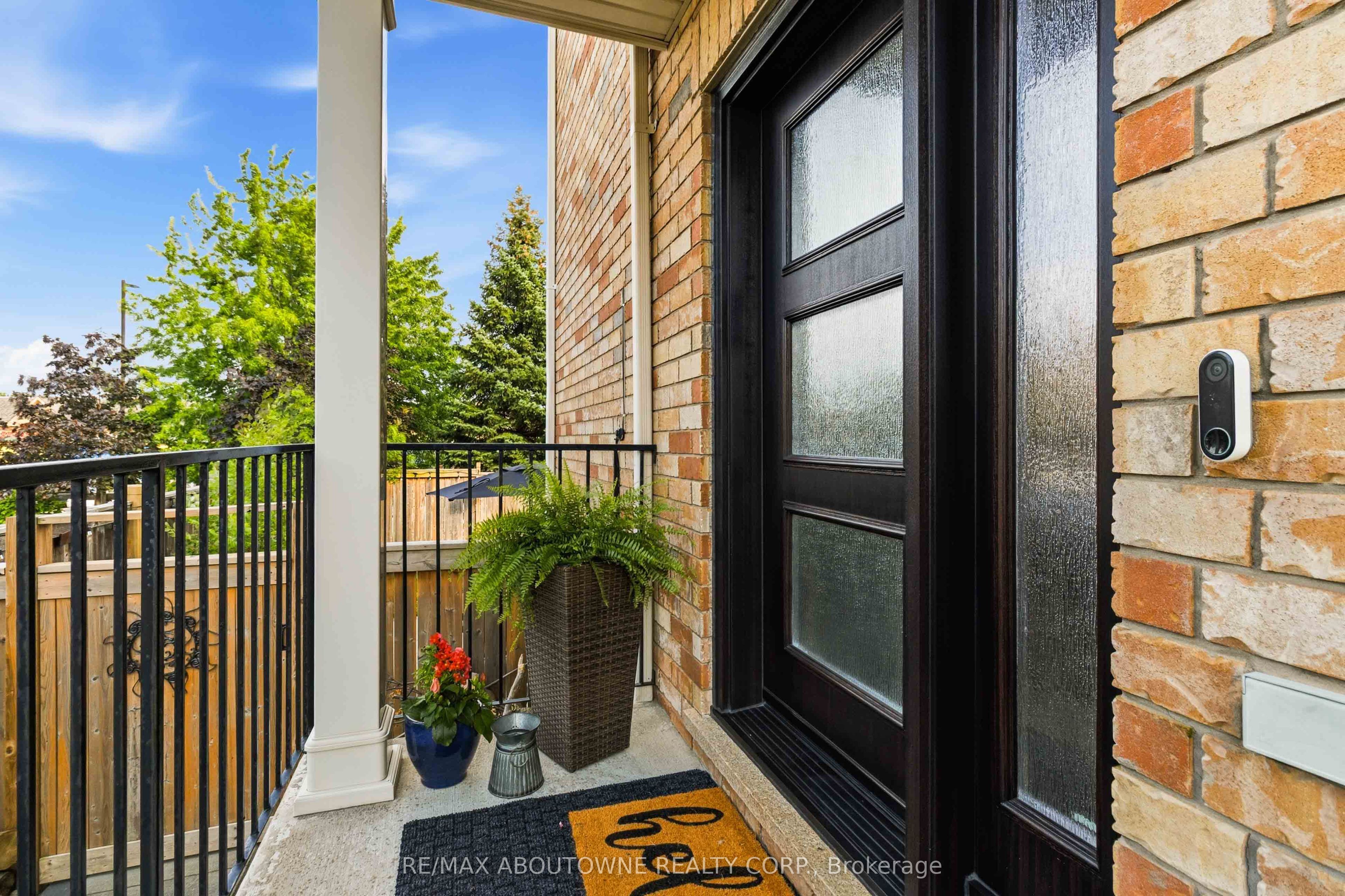 2228 Jillian Lane