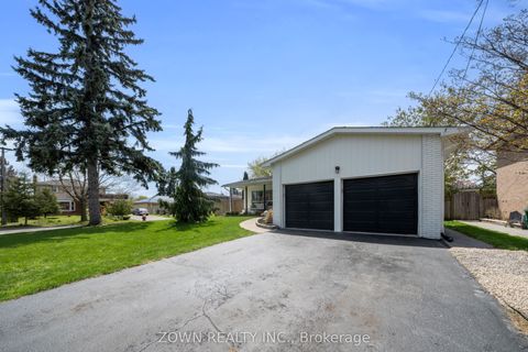 2330 Edenhurst Drive Mississauga ON L5A 2K9