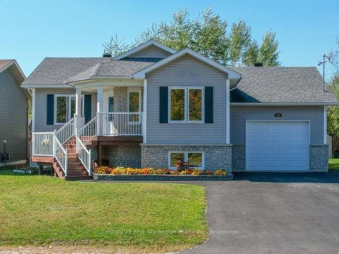 Photo of 239 Park Street, West Nipissing, ON P2B 3C2 (MLS # X12437211)