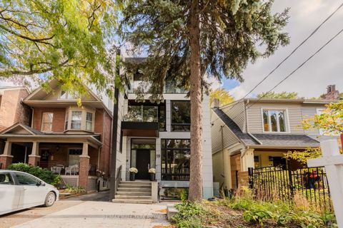19 Devon Road Toronto ON M4E 2J7
