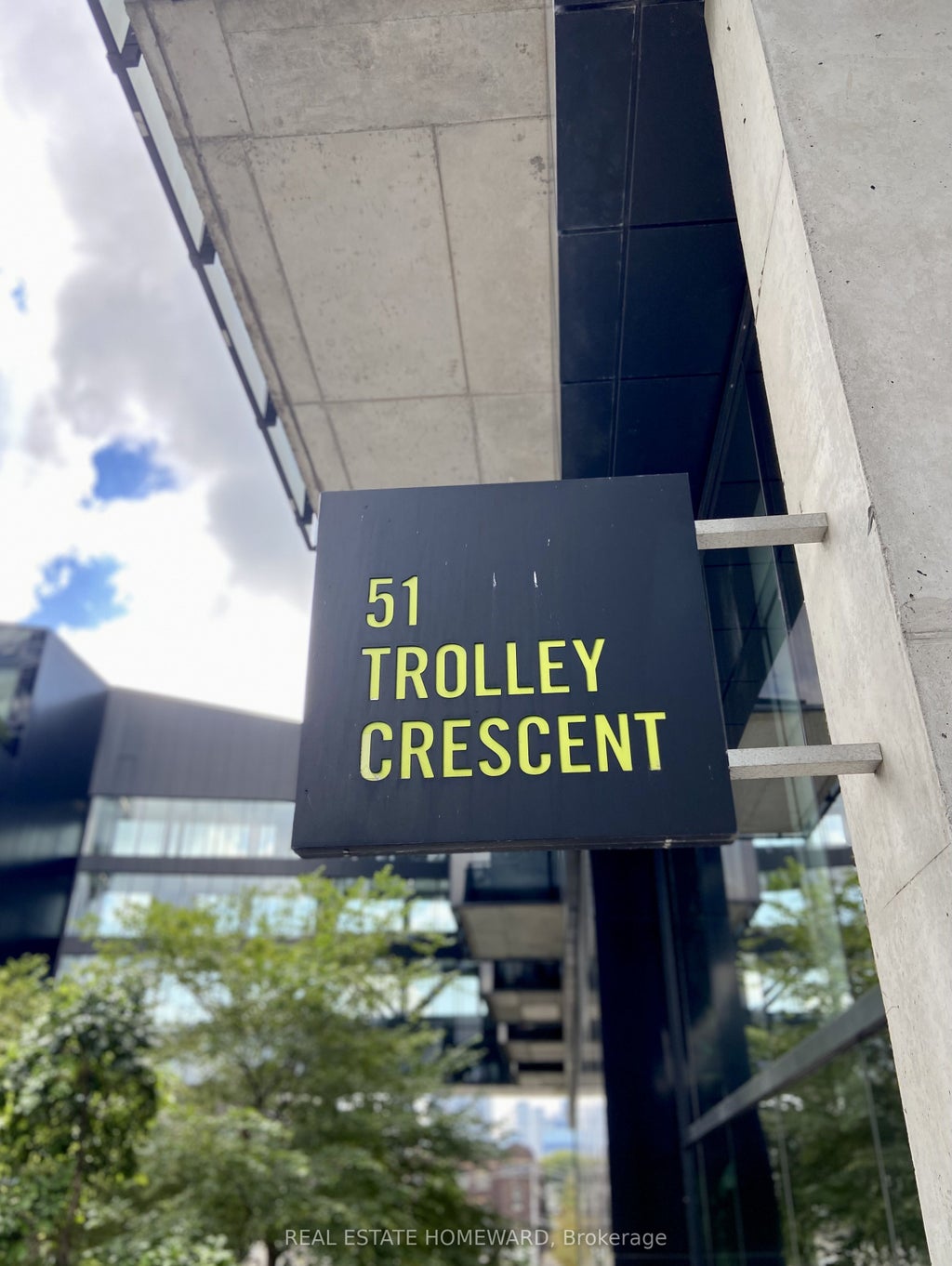 Photo of 51 Trolley Crescent #817, Toronto, ON M5A 0E9 (MLS # C13712100)