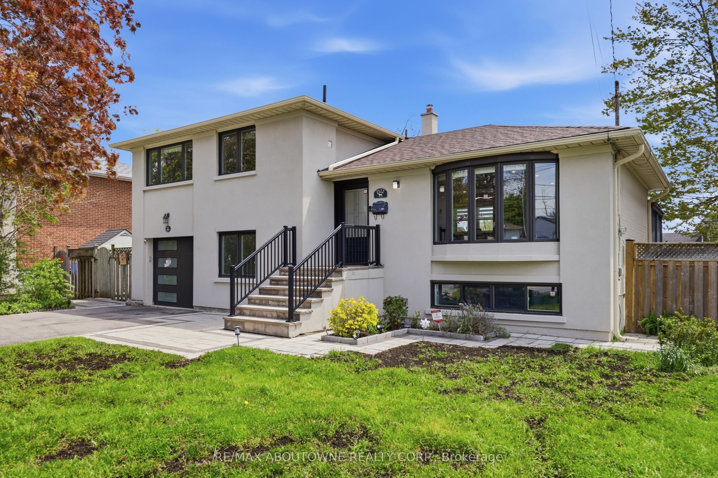 2122 Bridge Road