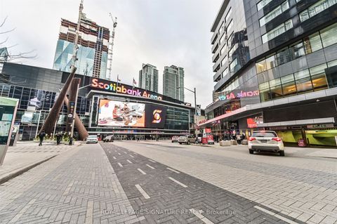 55 Bremner Boulevard 3007 Toronto ON M5V 3V8