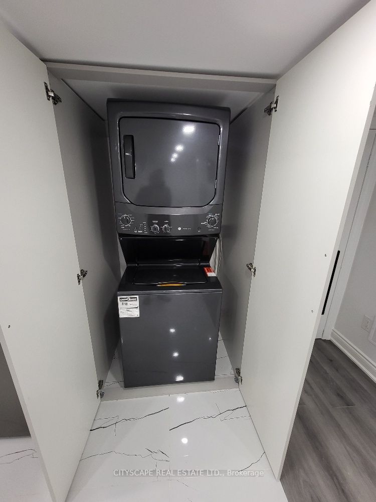 3207 Pebblewood Road Lower