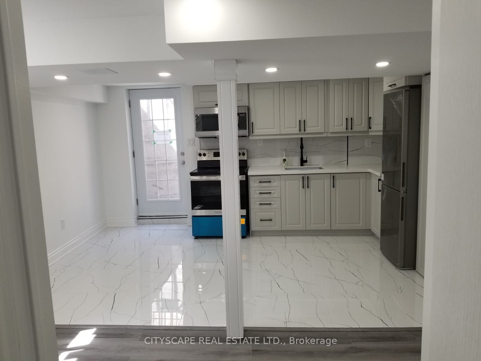 3207 Pebblewood Road Lower