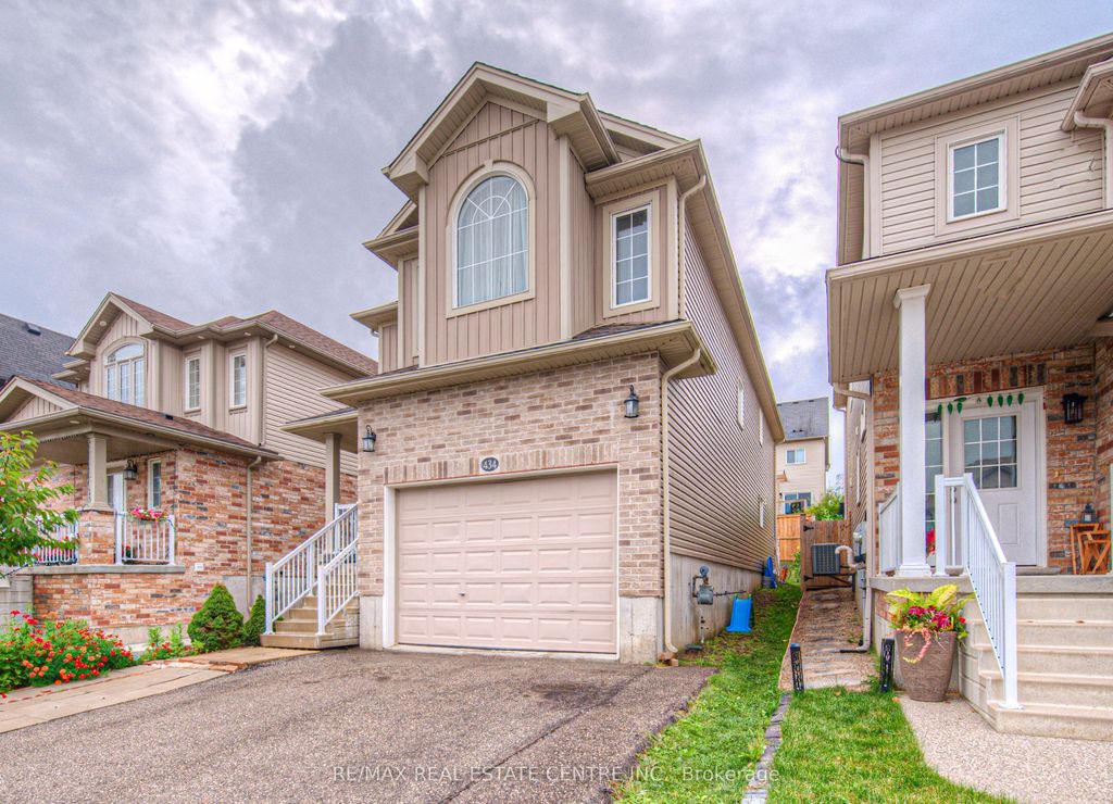 Photo of 434 Woodbine Avenue, Kitchener, ON N2R 0A6 (MLS # X12461167)