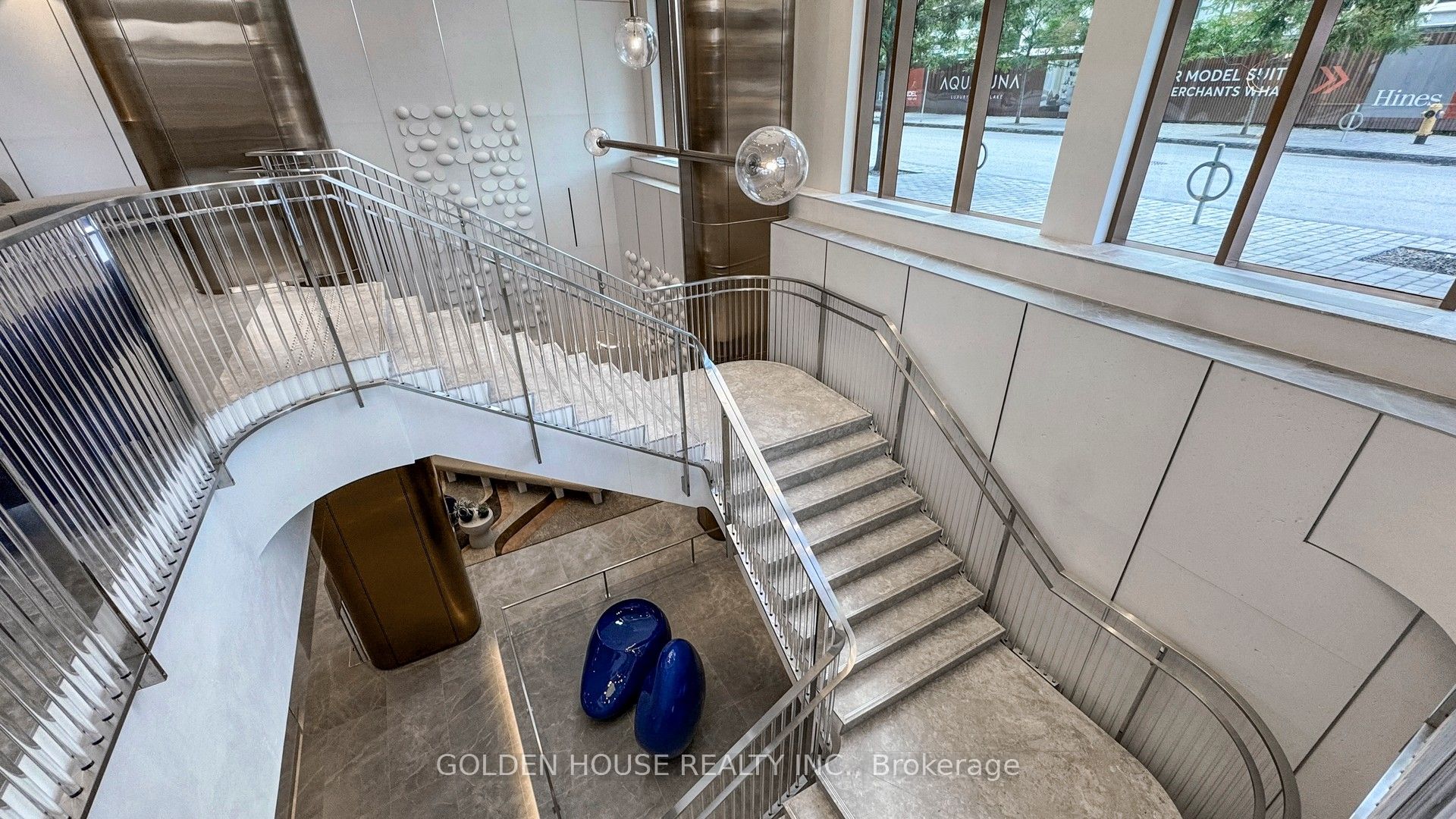 155 Merchants' Wharf N/A LPH22