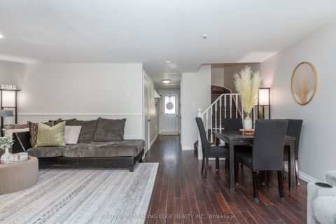 Photo of 14 Quail Crescent, Barrie, ON L4N 6X1 (MLS # S12462026)