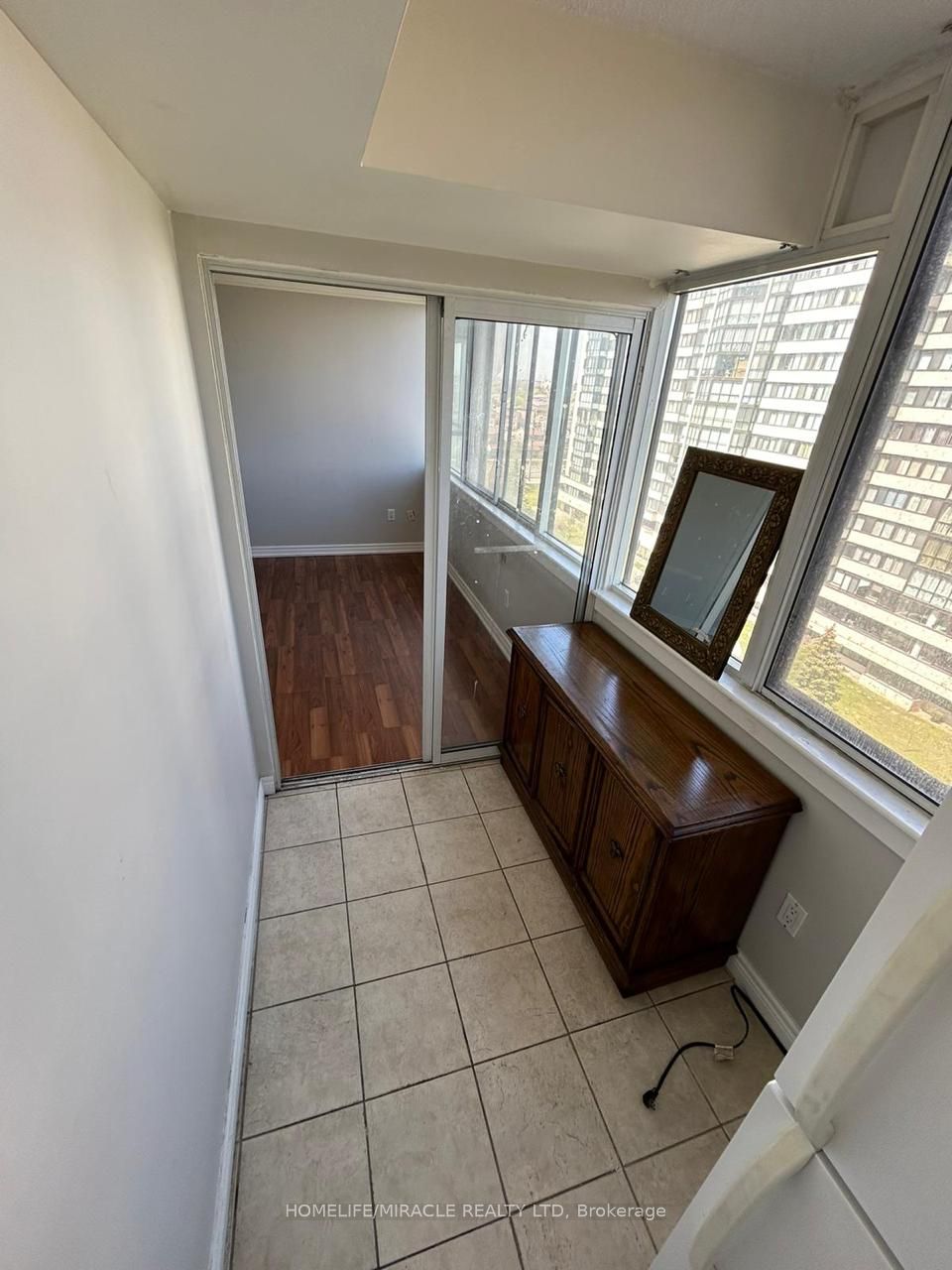 21 Markbrook Lane 906