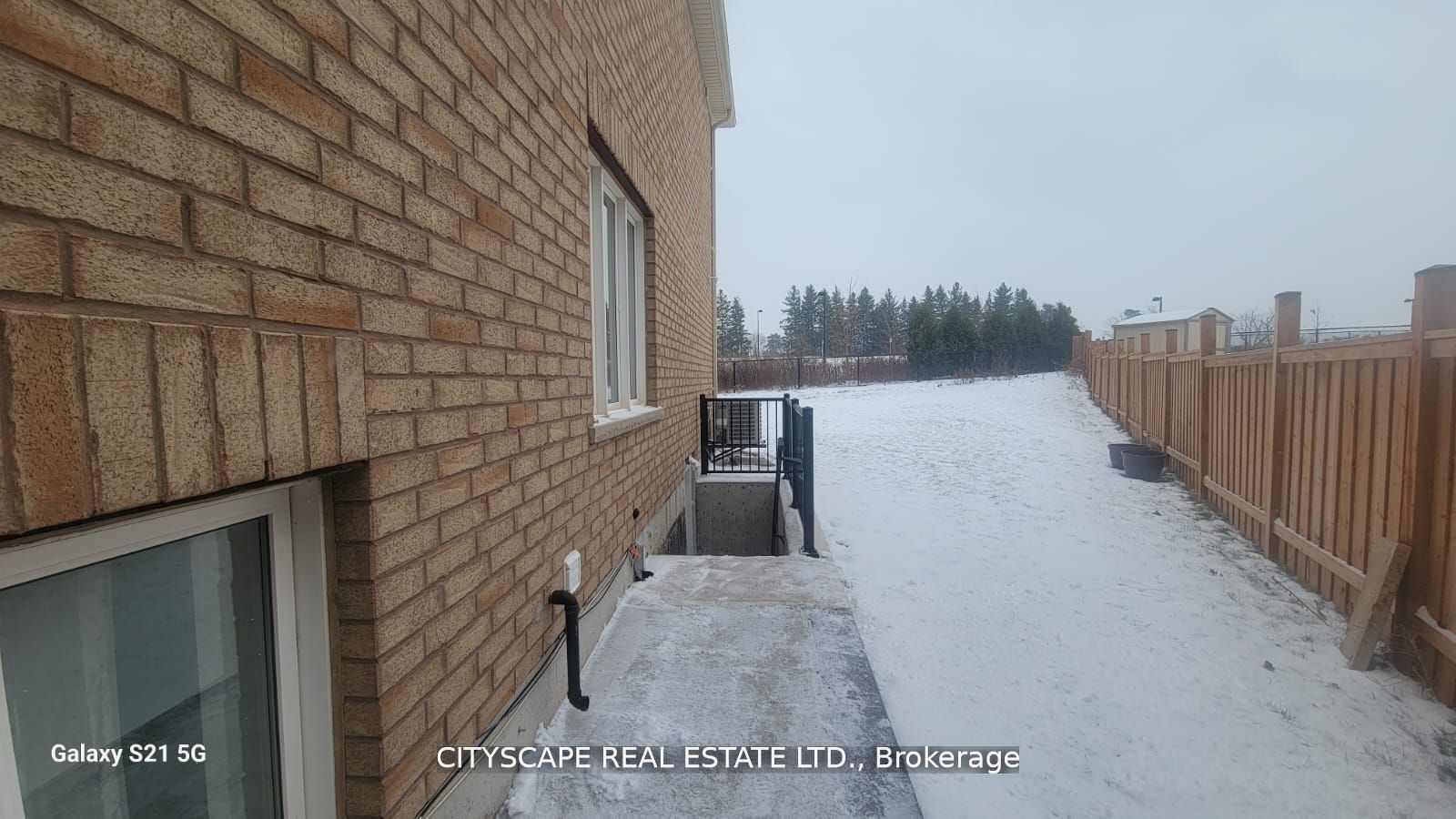 774 Miltonbrook Crescent Bsmt