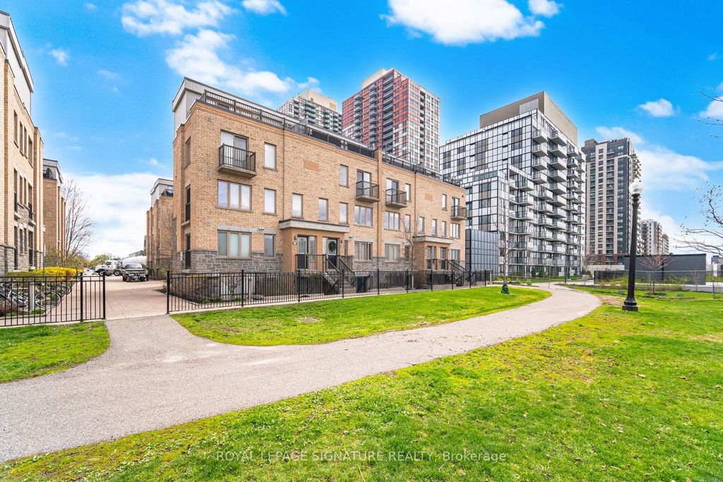 Photo of 8 Foundry Avenue #162, Toronto, ON M6H 0A5 (MLS # W13074106)