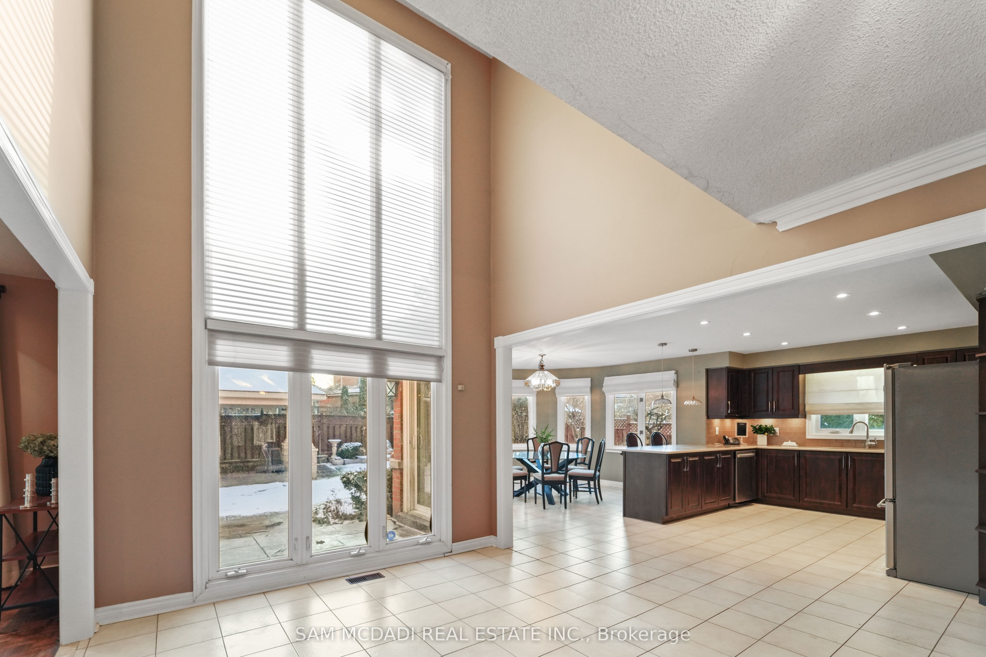 4873 Forest Hill Drive