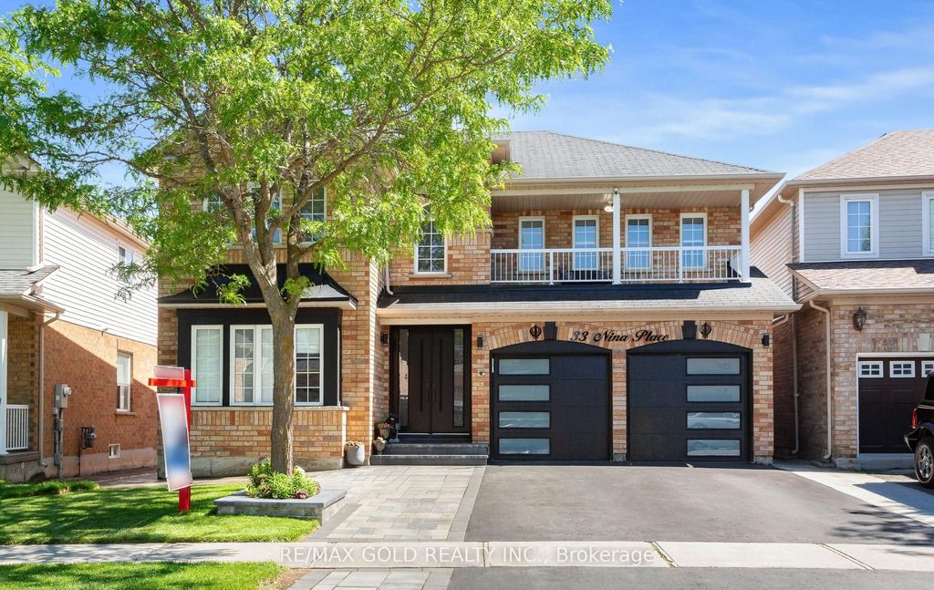 Photo of 33 Nina Place, Brampton, ON L7A 2E1 (MLS # W13530542)