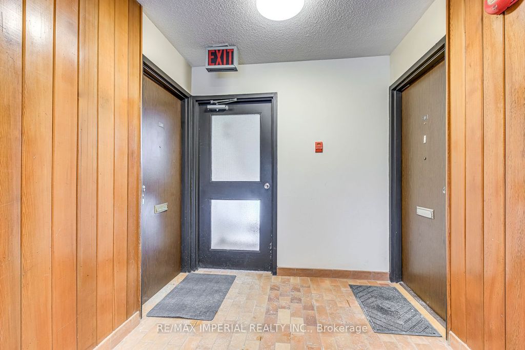 Photo of 2035 South Millway Drive #24, Mississauga, ON L5L 1R7 (MLS # W12719476)