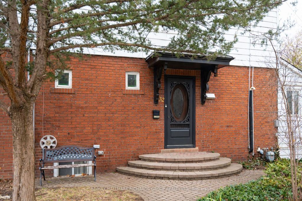 Photo of 32 Costain Avenue, Toronto, ON M4E 2G6 (MLS # E12970586)