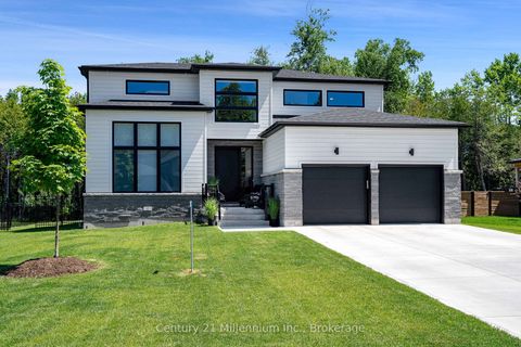 Property photo of 107 tekiah road, blue mountains, ON n0h 1j0