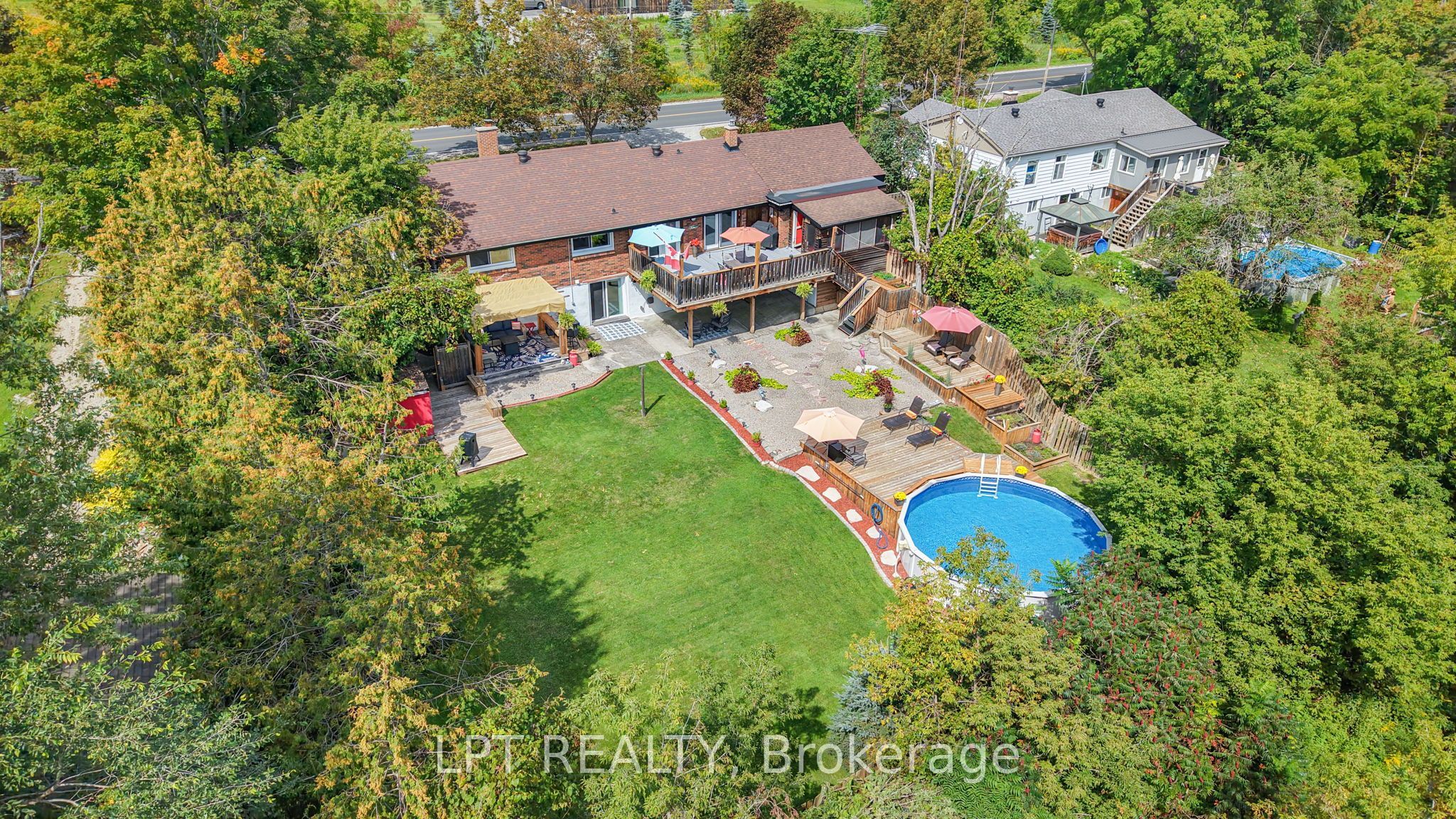2447 Ridge Road W