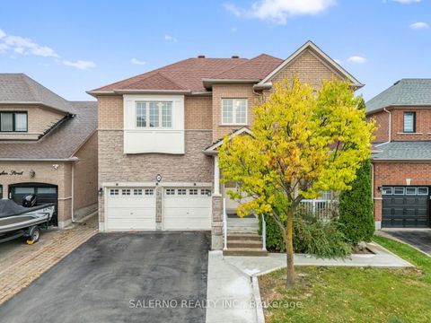 Photo of 16 Dylan Street, Vaughan, ON L4H 2X6 (MLS # N12473990)