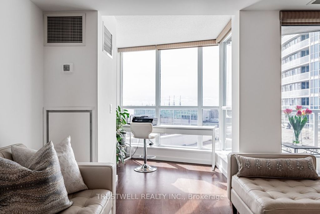 Photo of 208 Queens Quay W #511, Toronto, ON M5J 2Y5 (MLS # C12919040)