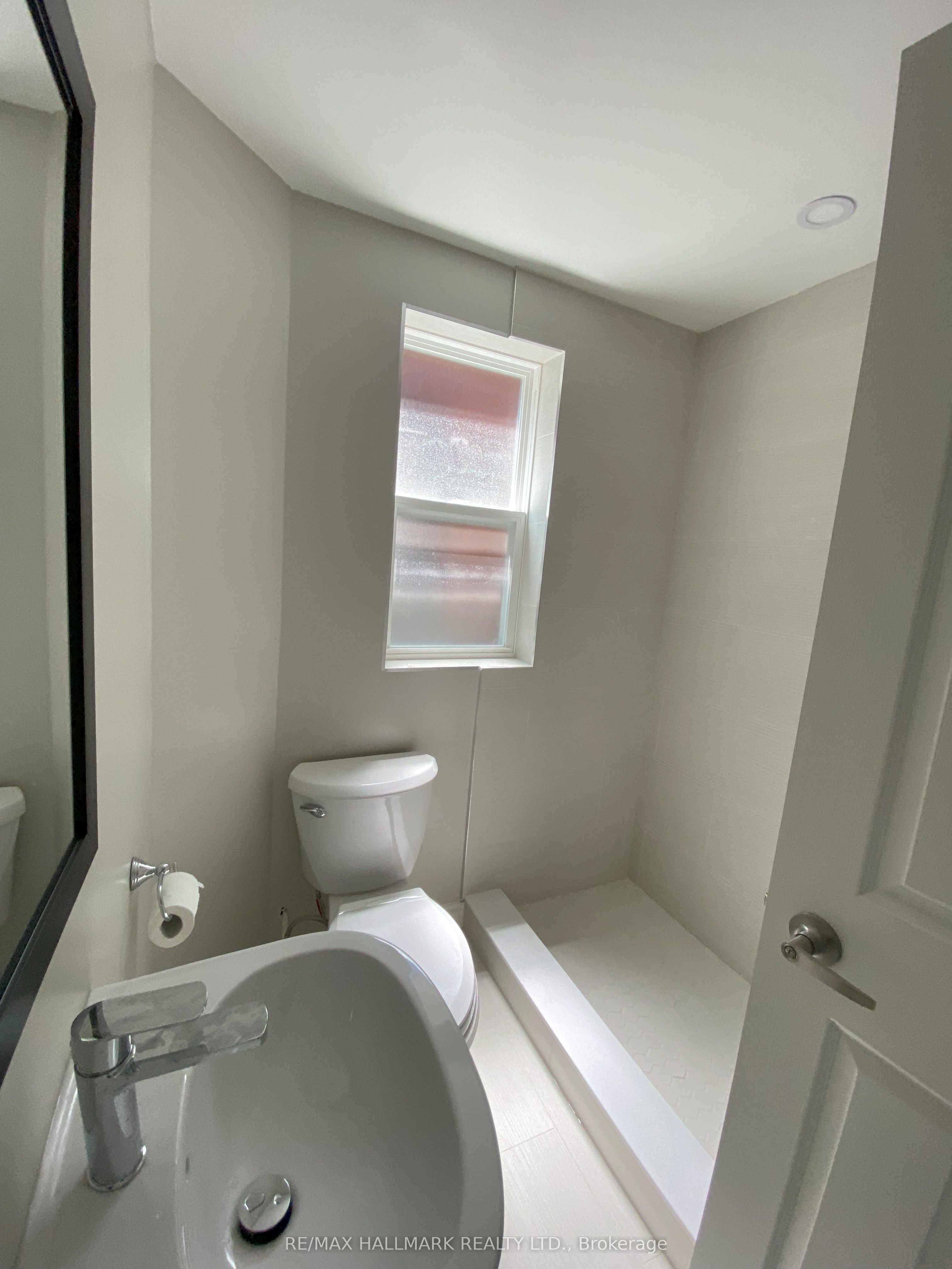 479 Margueretta Street UPPER