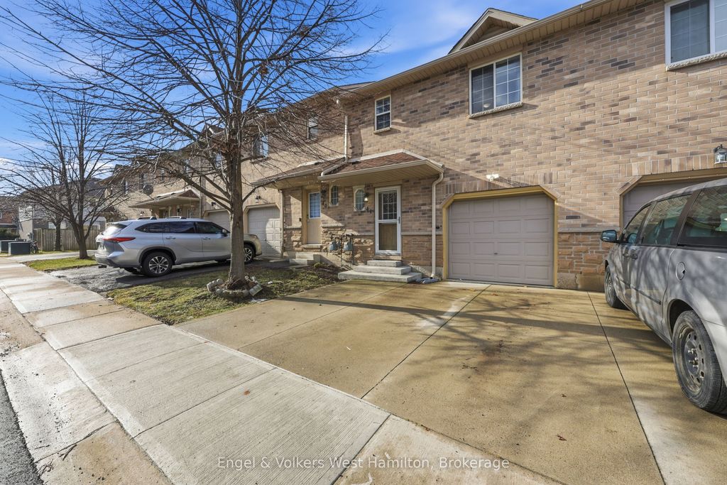 Photo of 39 Pinewoods Drive #41, Hamilton, ON L8J 3Z4 (MLS # X12696534)