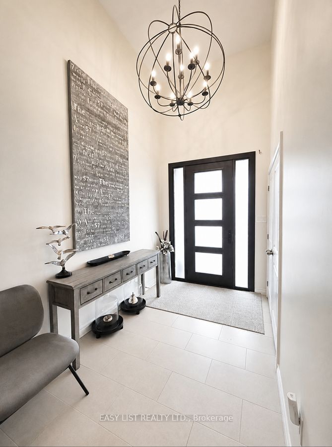 8900 Bathurst Street 10