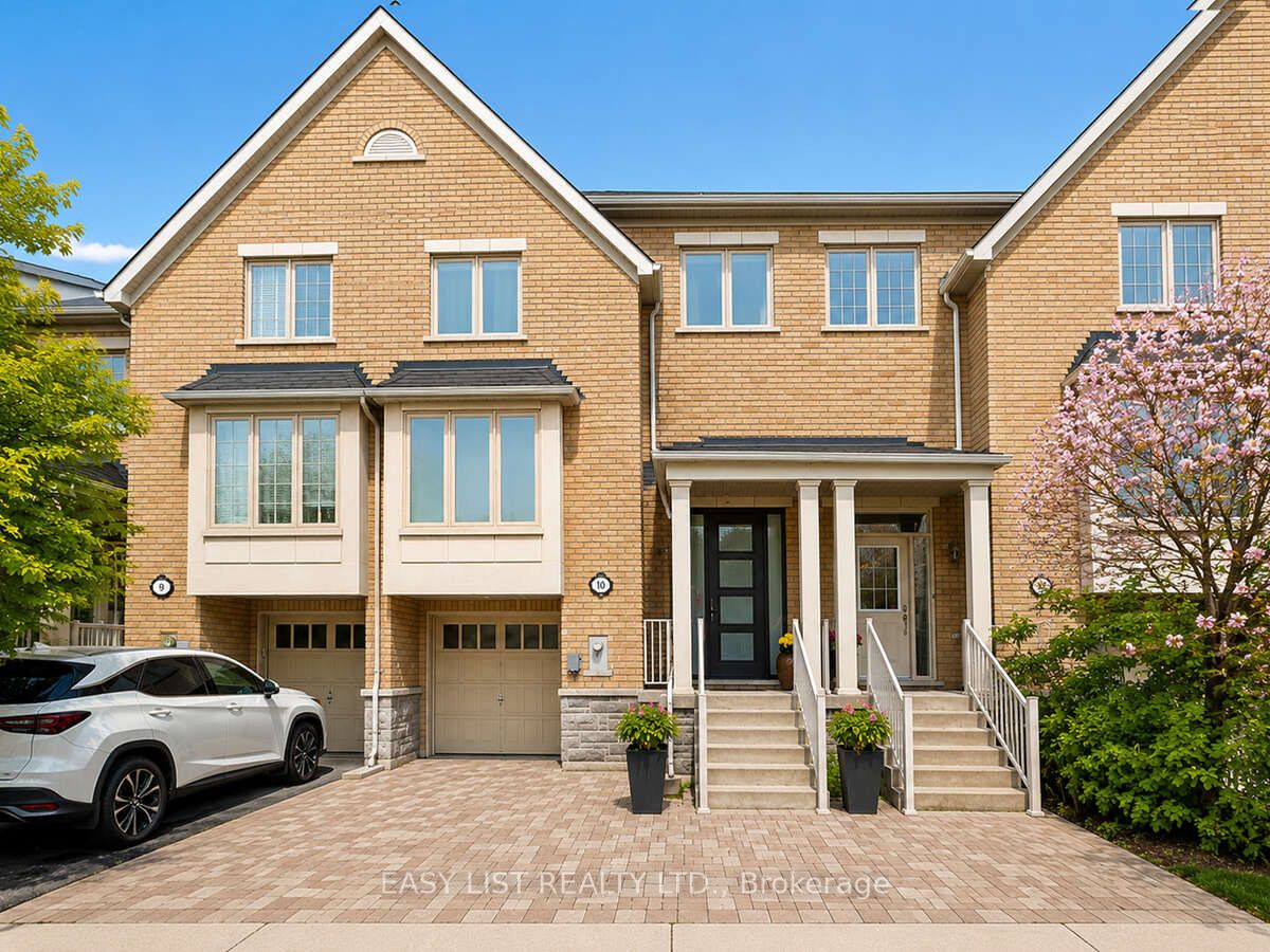 8900 Bathurst Street 10