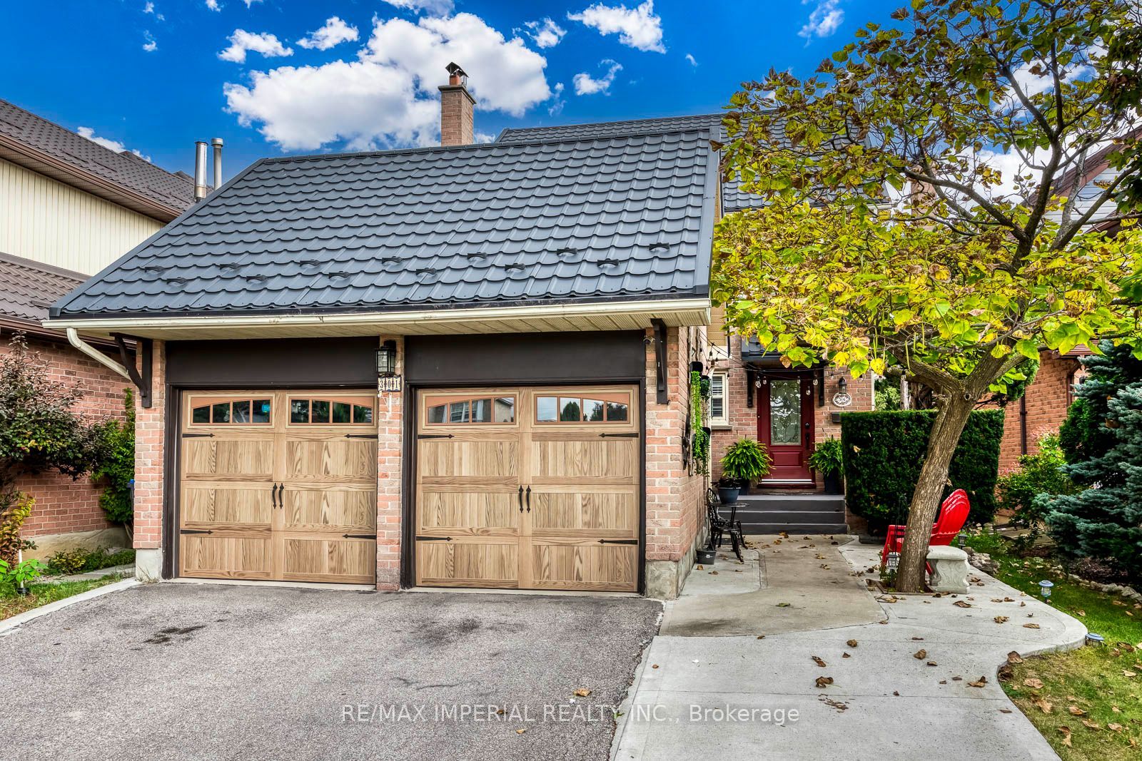 301 Kingsbridge Garden Circle