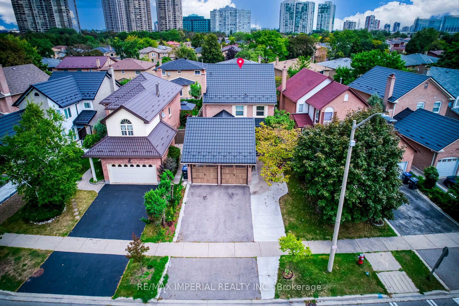 301 Kingsbridge Garden Circle