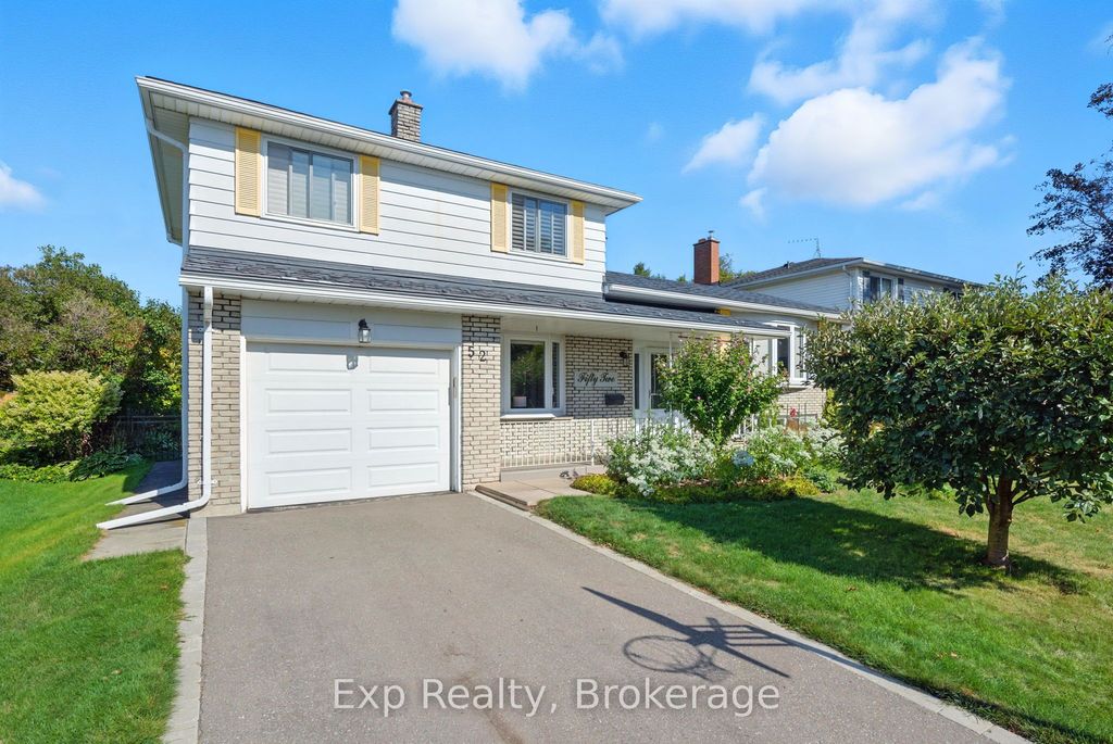 Photo of 52 Bayview Crescent, Cobourg, ON K9A 4C6 (MLS # X13170744)