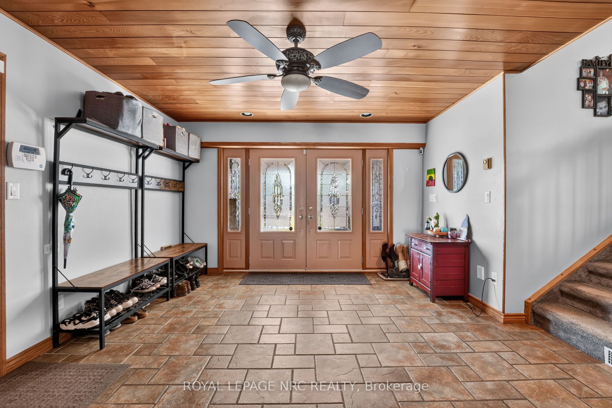 979 CRESCENT Road