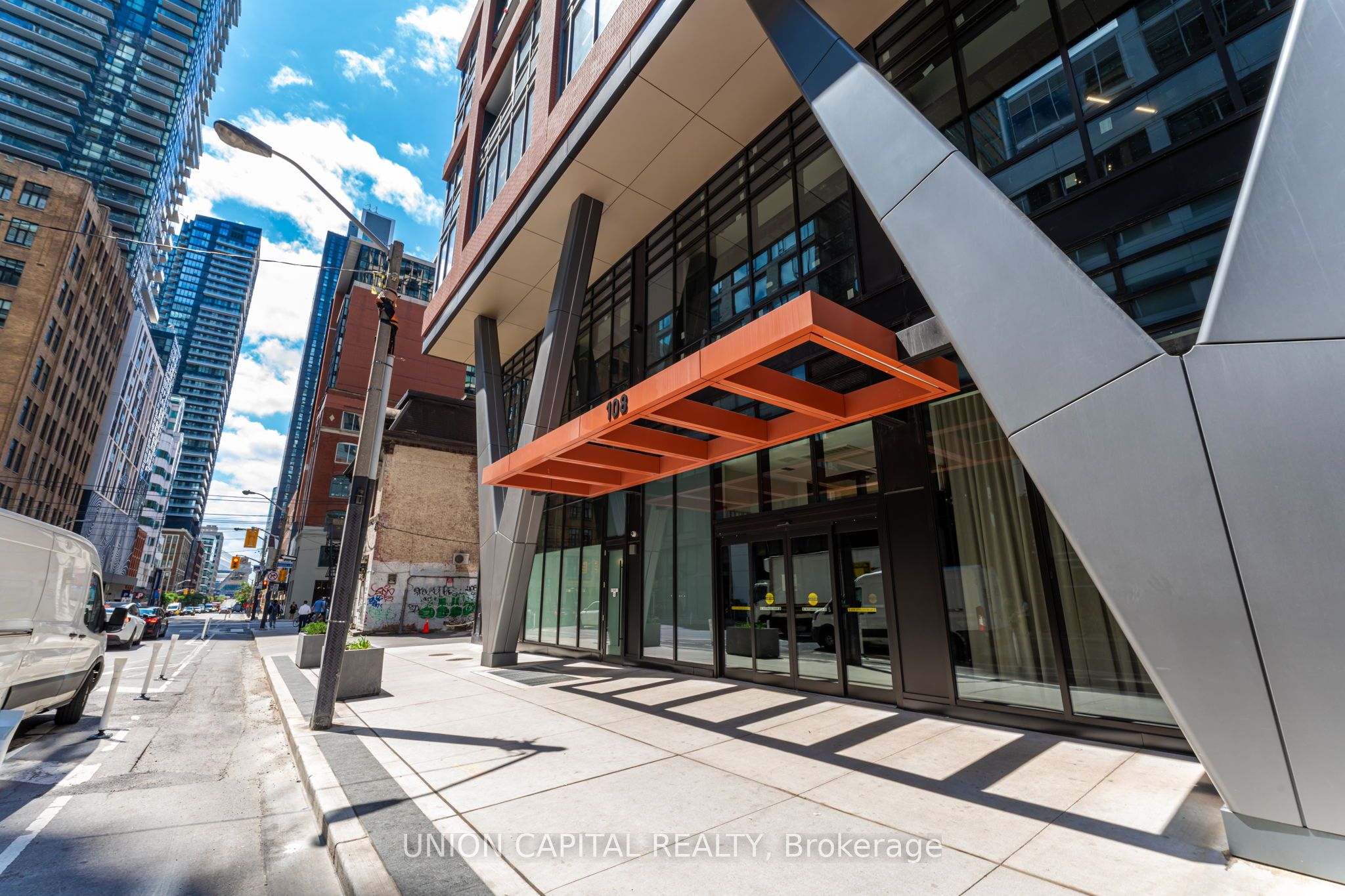 108 Peter Street 301