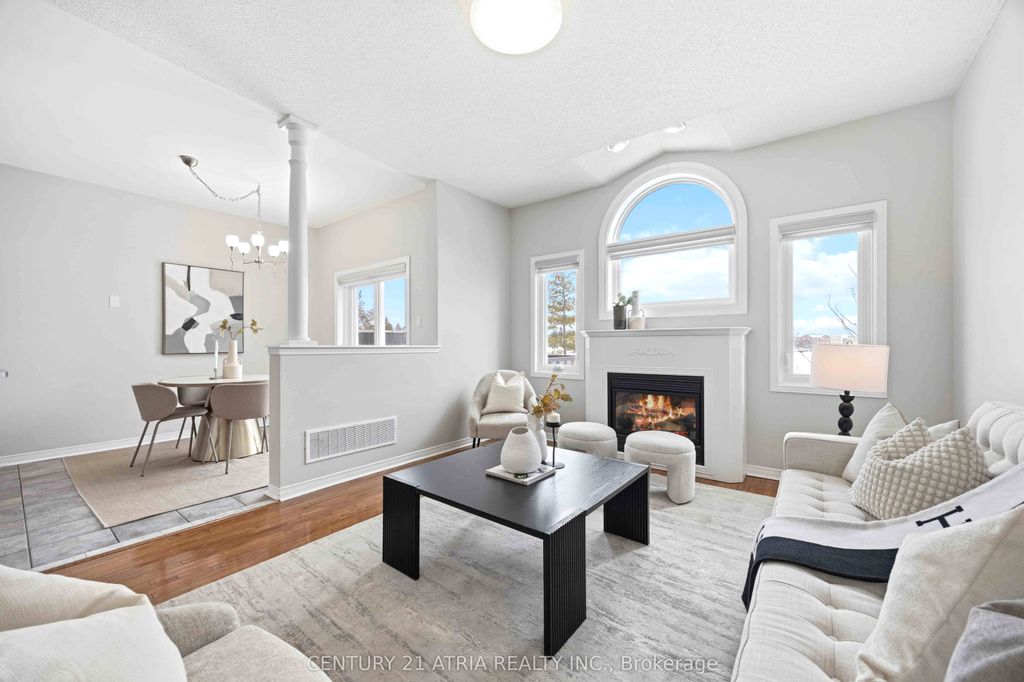 Photo of 33 Eddington Place, Vaughan, ON L6A 3P7 (MLS # N12811932)