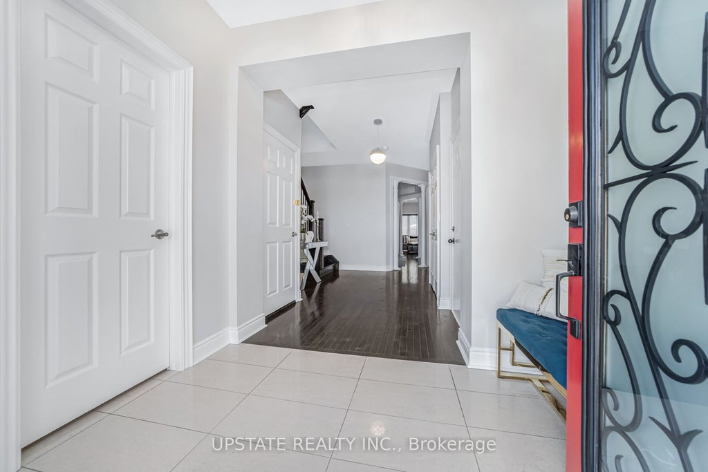 Photo of 5 Dillon Drive, Brampton, ON L6X 3B6 (MLS # W13415850)