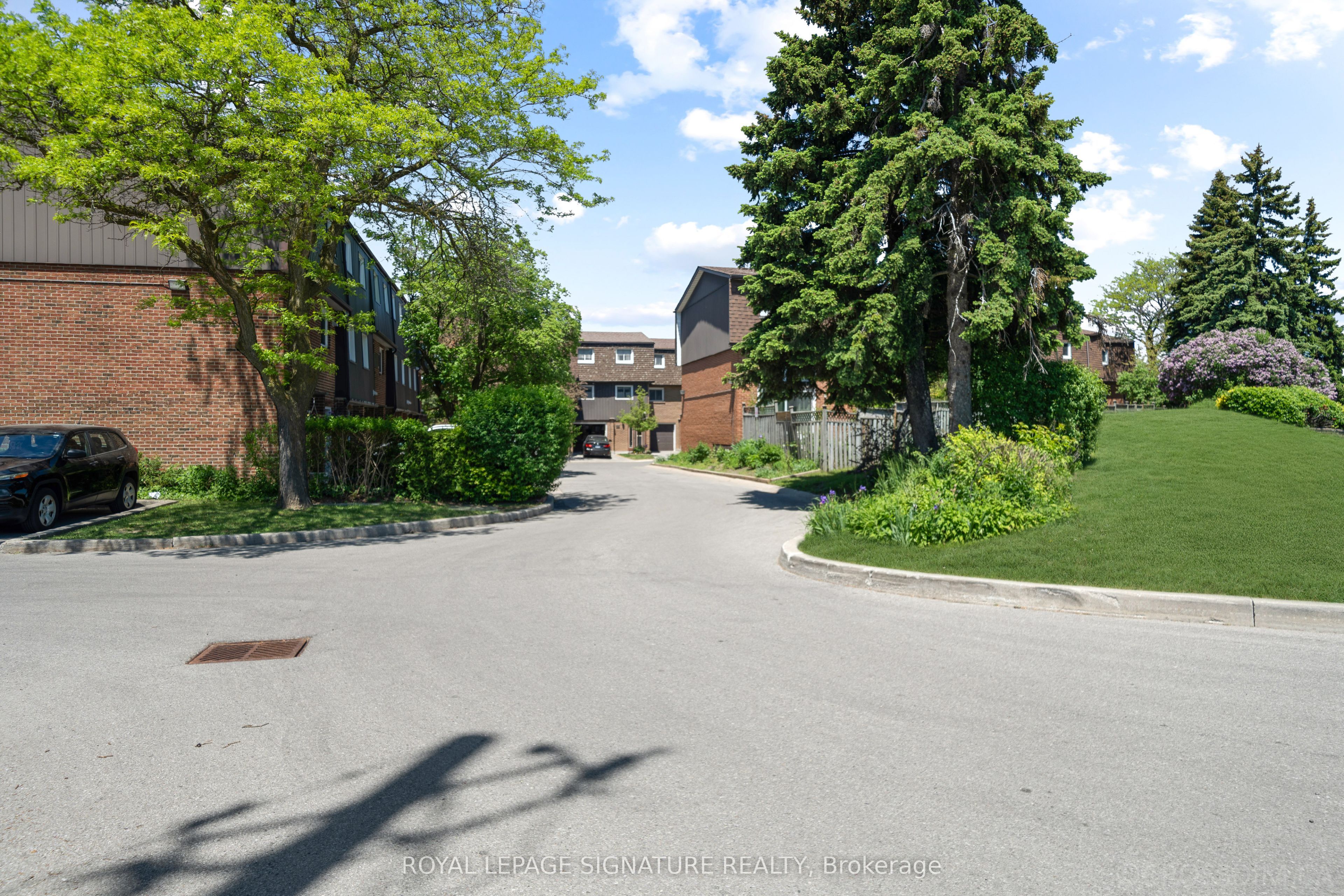 3100 Kingston Road 14