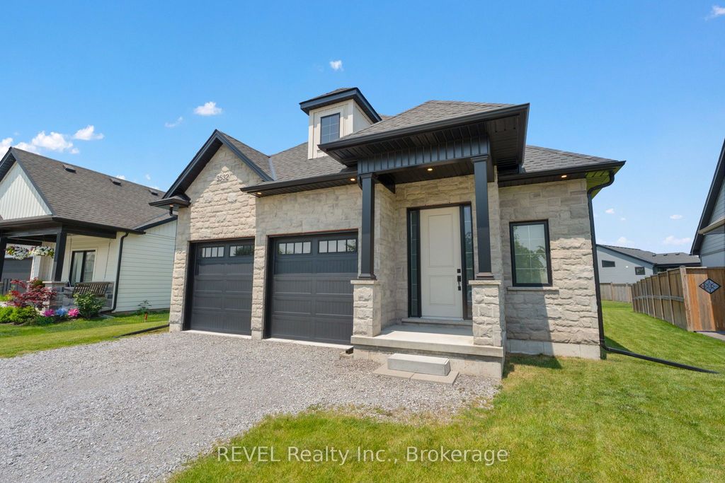 Photo of 3532 Canfield Crescent, Fort Erie, ON L0S 1S0 (MLS # X12436800)