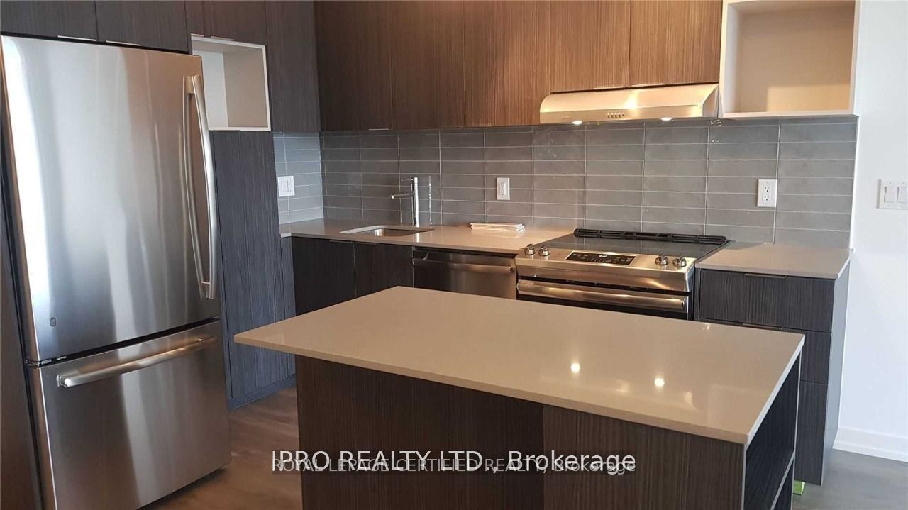 2520 Eglinton Avenue W 1008