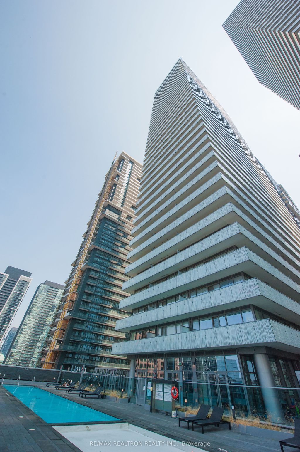 Photo of 50 Charles Street E #606, Toronto, ON M4Y 1T1 (MLS # C12327311)