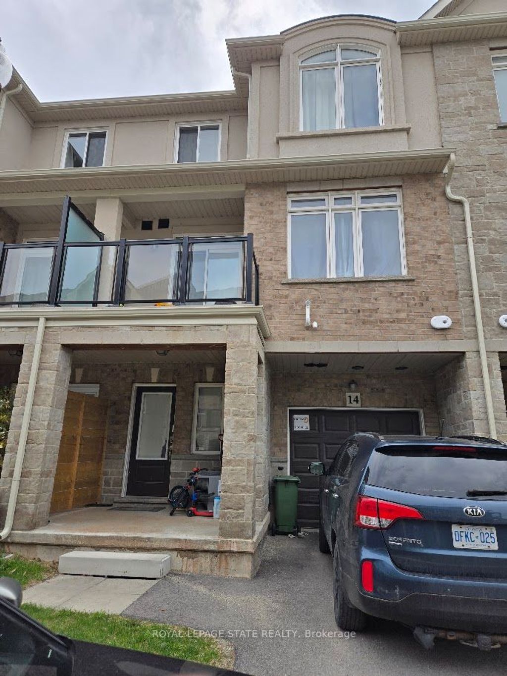 Photo of 40 Zinfandel Drive #14, Hamilton, ON L8E 0L1 (MLS # X13122560)