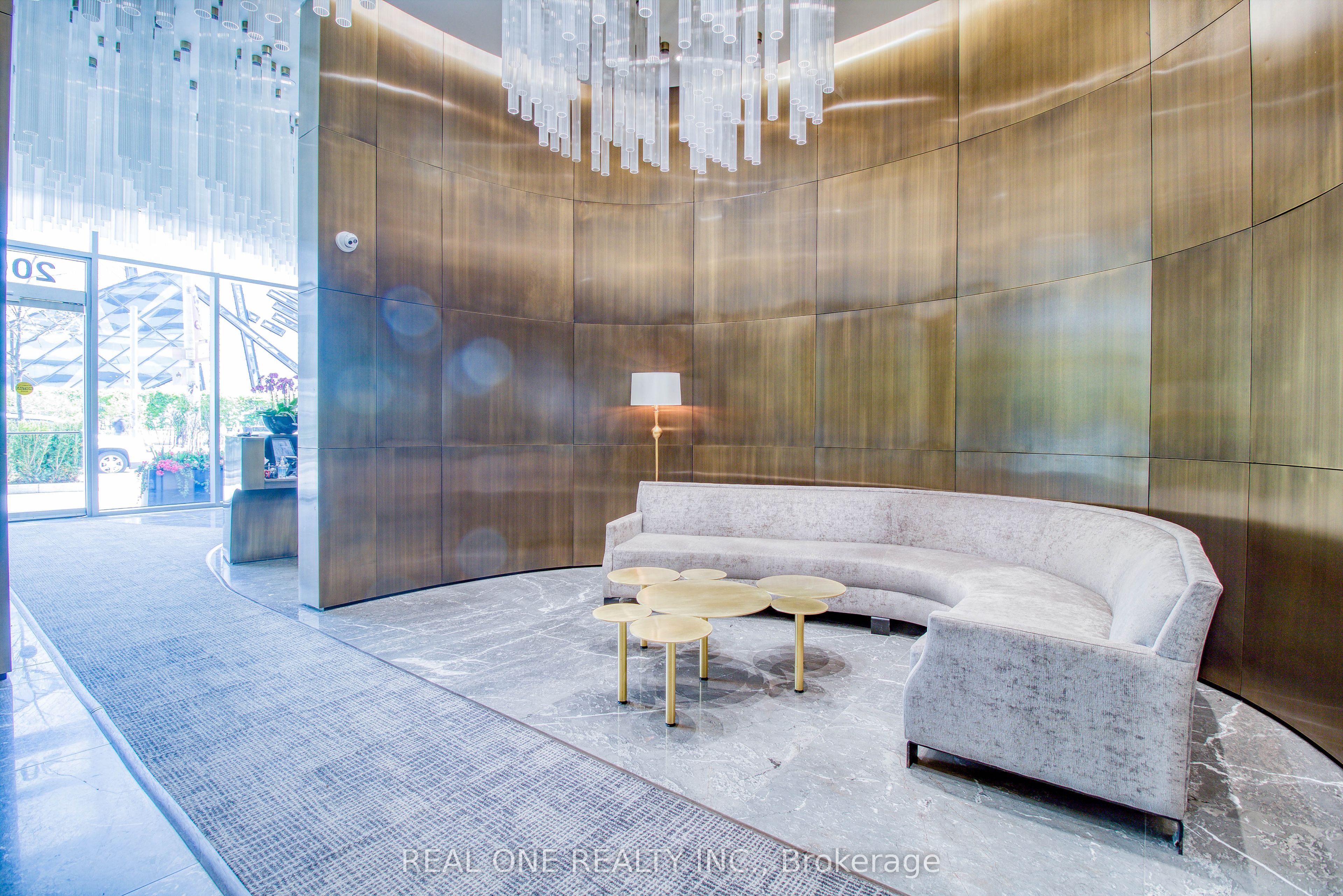 200 Bloor Street W 3104