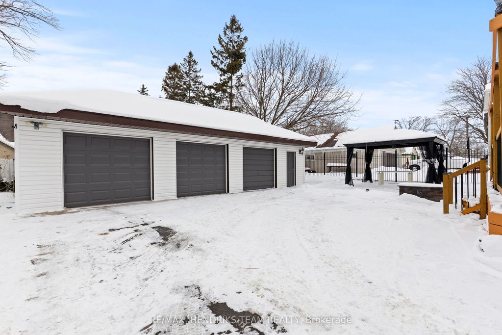Photo of 28 Ramey Avenue, Port Colborne, ON L3K 2L3 (MLS # X12767998)