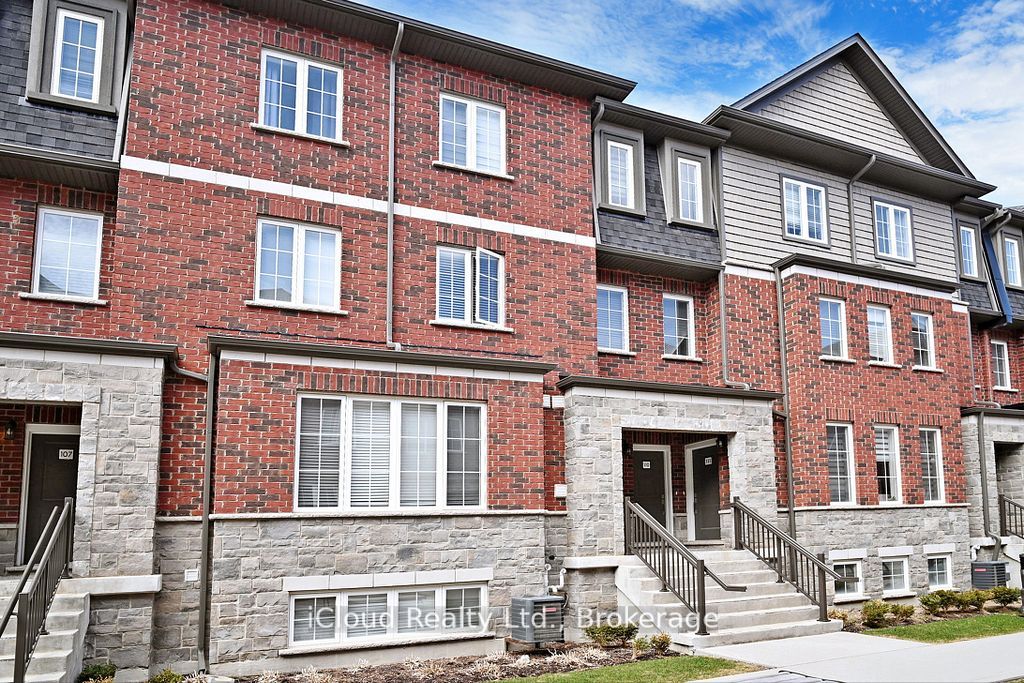 445 Ontario Street S 110