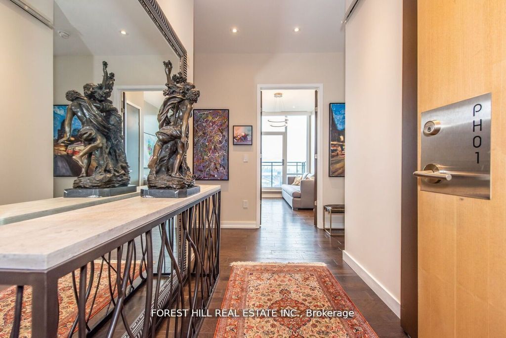 Photo of 15 Fort York Boulevard #PH01, Toronto, ON M5V 3Y4 (MLS # C12305022)