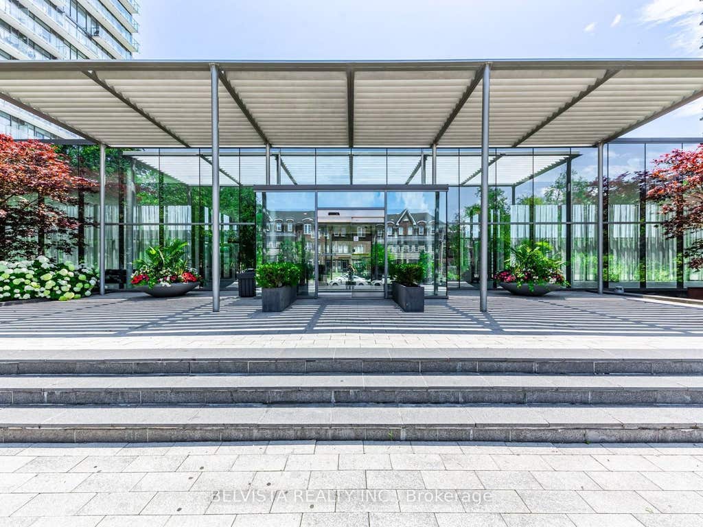 Photo of 105 The Queensway Avenue #805, Toronto, ON M6S 5B5 (MLS # W13589430)