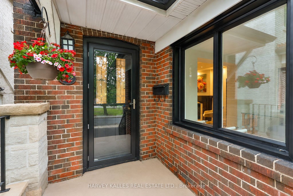 Photo of 232 Belsize Drive, Toronto, ON M4S 1M4 (MLS # C13532778)