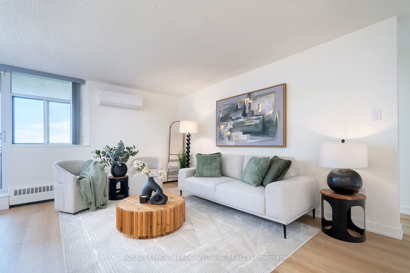 2301 Derry Road W #806