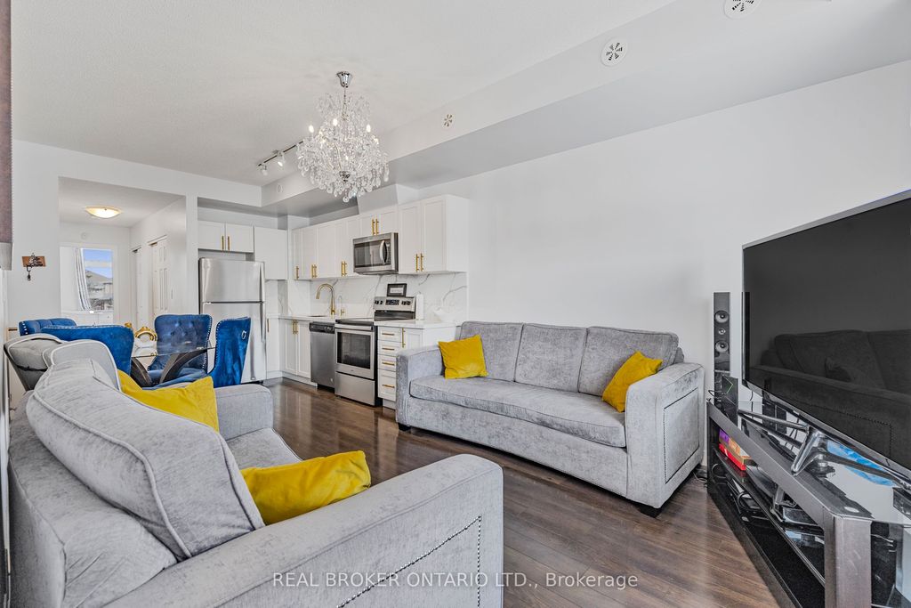 Photo of 630 Rogers Road #21, Toronto, ON M6M 0B4 (MLS # W12948048)