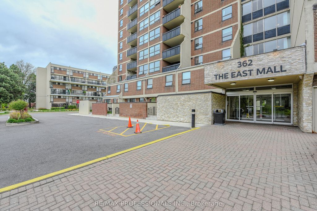 Photo of 362 The East Mall N/A #302, Toronto, ON M9B 6C4 (MLS # W12567328)