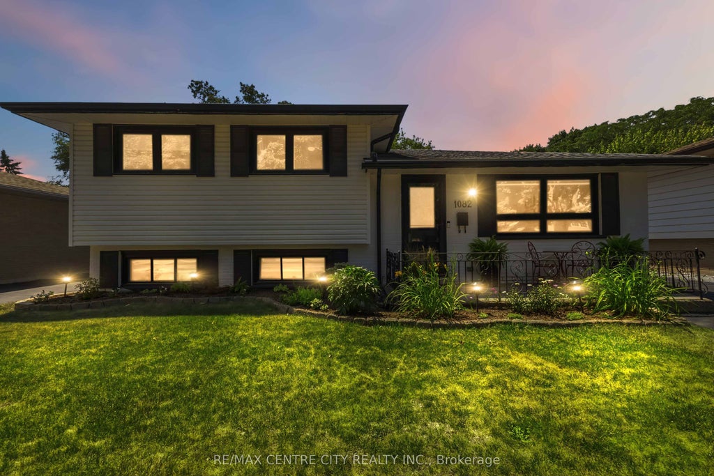 Photo of 1082 Chippewa Drive, London East, ON N5V 2T7 (MLS # X13569978)